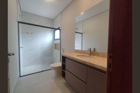 Casa à venda com 226m², 3 quartos e 4 vagas