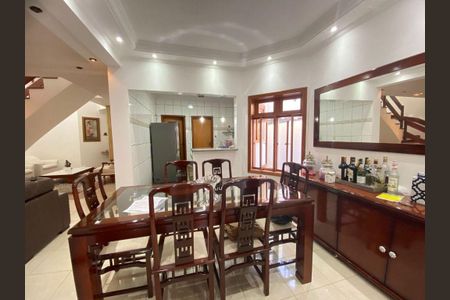 Casa à venda com 280m², 3 quartos e 4 vagas