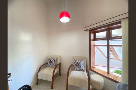 Casa à venda com 280m², 3 quartos e 4 vagas