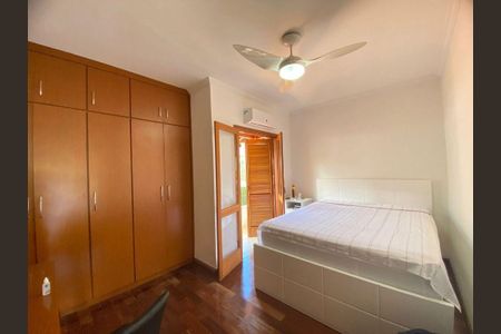 Casa à venda com 280m², 3 quartos e 4 vagas