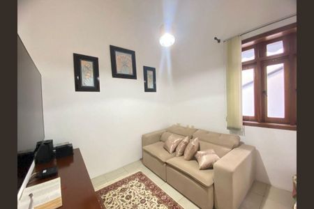 Casa à venda com 280m², 3 quartos e 4 vagas