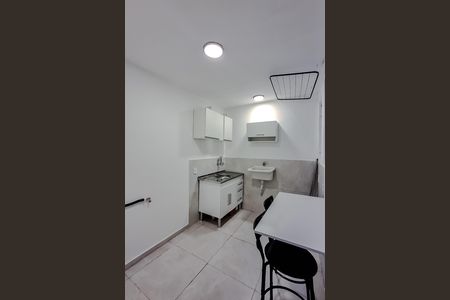 Studio para alugar com 29m², 1 quarto e sem vaga Studio para alugar com 29m², 1 quarto e sem vagaCozinha e Área de Serviço