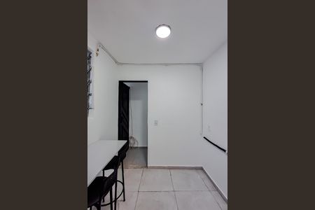 Studio para alugar com 29m², 1 quarto e sem vaga Studio para alugar com 29m², 1 quarto e sem vagaCozinha e Área de Serviço