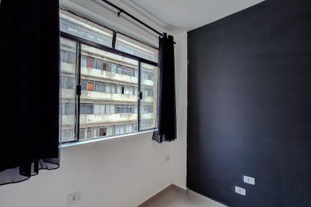 Sala de kitnet/studio para alugar com 1 quarto, 29m² em Liberdade, São Paulo