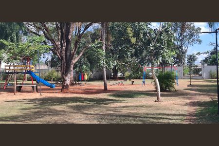 Apartamento para alugar com 43m², 2 quartos e 1 vaga Apartamento para alugar com 43m², 2 quartos e 1 vagaÁrea comum - Playground