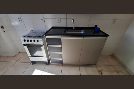 Apartamento para alugar com 43m², 2 quartos e 1 vaga Apartamento para alugar com 43m², 2 quartos e 1 vagaCozinha e Área de Serviço