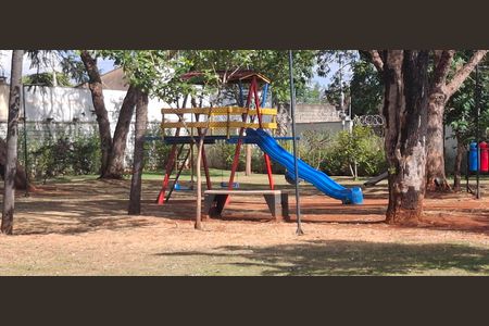 Apartamento para alugar com 43m², 2 quartos e 1 vaga Apartamento para alugar com 43m², 2 quartos e 1 vagaÁrea comum - Playground