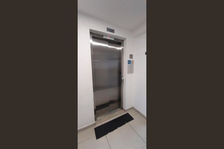 Apartamento à venda com 40m², 2 quartos e 1 vaga Apartamento à venda com 40m², 2 quartos e 1 vagaElevador
