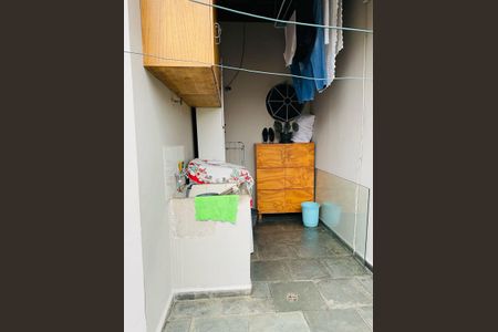Casa à venda com 3 quartos, 250m² em Jardim Las Vegas, Santo André