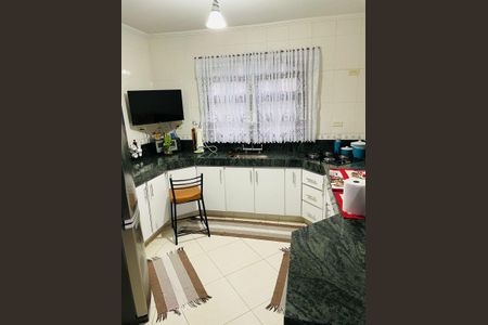 Casa à venda com 3 quartos, 250m² em Jardim Las Vegas, Santo André