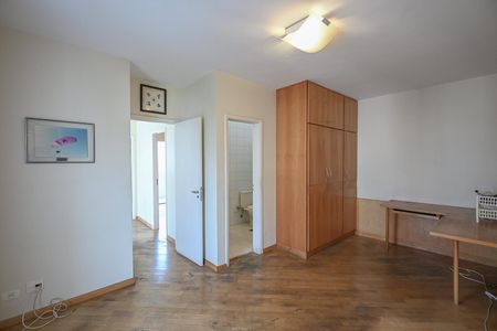 Apartamento à venda com 160m², 3 quartos e 3 vagasSuíte