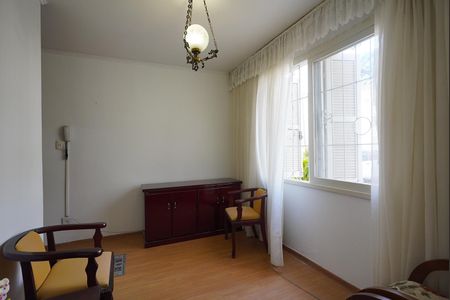 Sala de apartamento para alugar com 2 quartos, 51m² em Passo D’areia, Porto Alegre