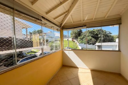 Casa de condomínio para alugar com 305m², 4 quartos e 5 vagasVaranda do Quarto 4