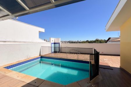Casa de condomínio para alugar com 305m², 4 quartos e 5 vagasPiscina
