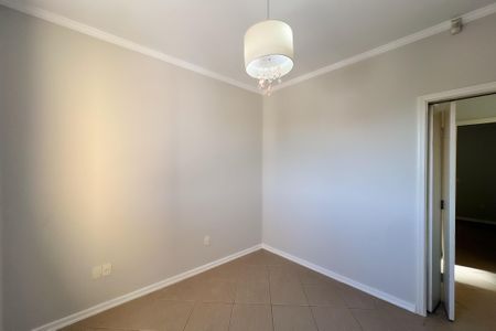 Casa de condomínio para alugar com 305m², 4 quartos e 5 vagasQuarto 3