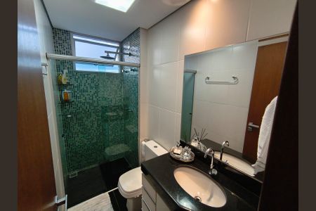 Apartamento à venda com 264m², 4 quartos e 3 vagasBanheiro 1