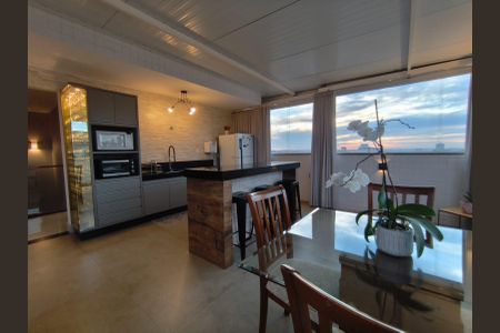 Apartamento à venda com 264m², 4 quartos e 3 vagasVaranda