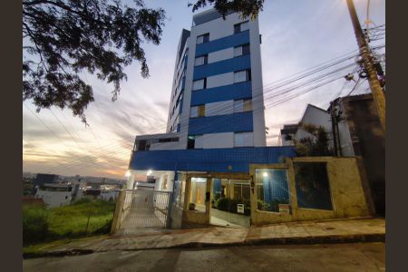 Apartamento à venda com 264m², 4 quartos e 3 vagasFachada