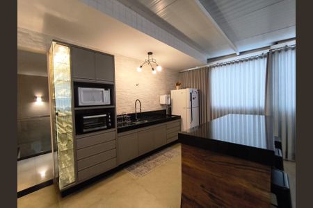 Apartamento à venda com 264m², 4 quartos e 3 vagasCozinha