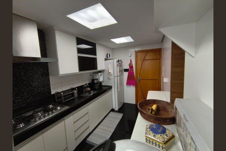 Apartamento à venda com 264m², 4 quartos e 3 vagasCozinha