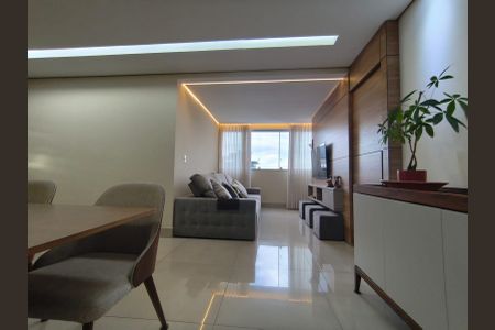 Apartamento à venda com 264m², 4 quartos e 3 vagasSala