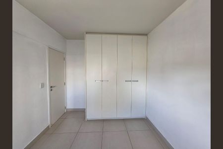Apartamento à venda com 74m², 3 quartos e 2 vagas Apartamento à venda com 74m², 3 quartos e 2 vagasQuarto 2