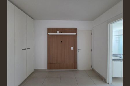 Apartamento à venda com 74m², 3 quartos e 2 vagas Apartamento à venda com 74m², 3 quartos e 2 vagasQuarto da Suíte