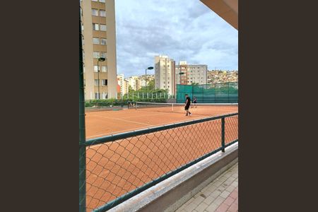 Apartamento à venda com 86m², 3 quartos e 2 vagas Apartamento à venda com 86m², 3 quartos e 2 vagasQuadra de Tênis