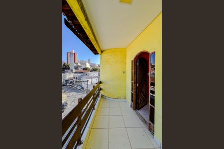 Varanda de casa à venda com 2 quartos, 125m² em Vila Nova Manchester, São Paulo