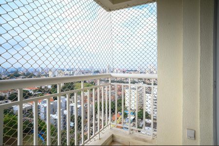 Apartamento à venda com 52m², 2 quartos e 1 vaga Apartamento à venda com 52m², 2 quartos e 1 vagaVaranda
