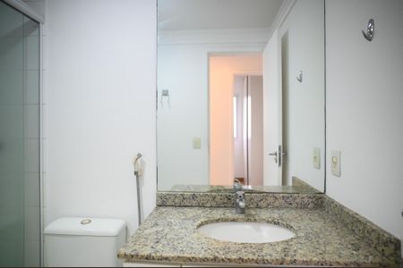 Apartamento à venda com 52m², 2 quartos e 1 vaga Apartamento à venda com 52m², 2 quartos e 1 vagaBanheiro