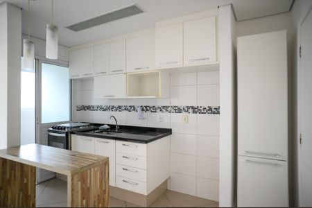 Apartamento à venda com 52m², 2 quartos e 1 vaga Apartamento à venda com 52m², 2 quartos e 1 vagaCozinha