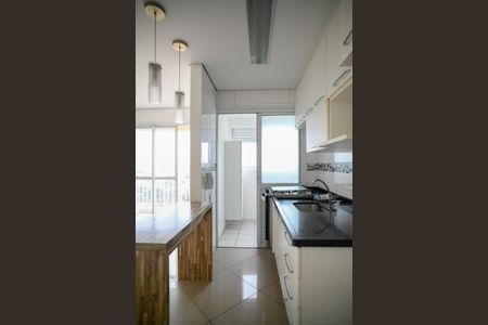 Apartamento à venda com 52m², 2 quartos e 1 vaga Apartamento à venda com 52m², 2 quartos e 1 vagaCozinha
