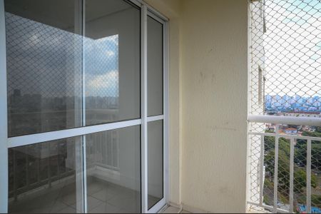 Apartamento à venda com 52m², 2 quartos e 1 vaga Apartamento à venda com 52m², 2 quartos e 1 vagaVaranda