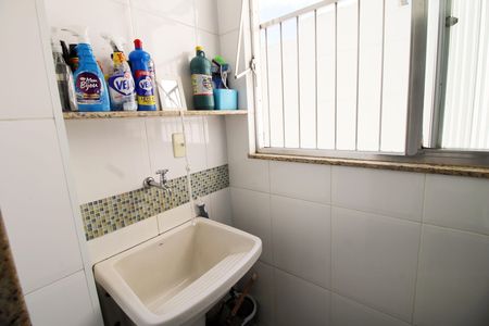 Apartamento à venda com 70m², 2 quartos e 1 vagaÁrea de Serviço