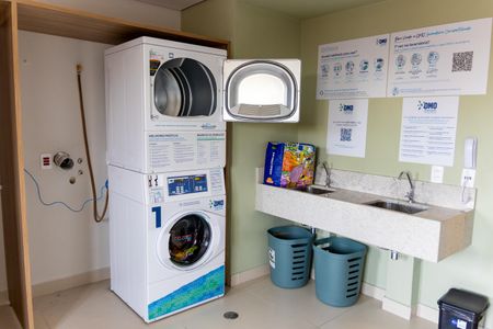 Studio para alugar com 25m², 1 quarto e 1 vaga Studio para alugar com 25m², 1 quarto e 1 vagaÁrea comum - Lavanderia