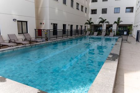 Studio para alugar com 25m², 1 quarto e 1 vaga Studio para alugar com 25m², 1 quarto e 1 vagaÁrea comum - Piscina