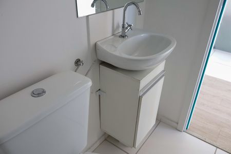 Studio para alugar com 25m², 1 quarto e 1 vaga Studio para alugar com 25m², 1 quarto e 1 vagaBanheiro