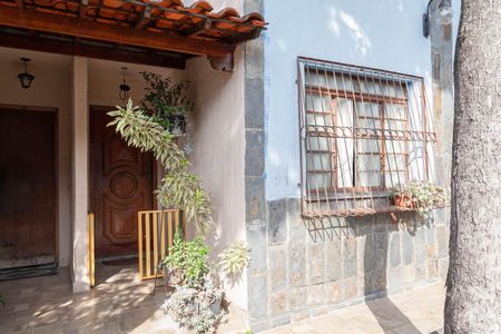 Casa de condomínio à venda com 80m², 3 quartos e 1 vagaFachada