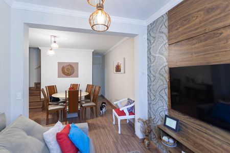 Casa de condomínio à venda com 80m², 3 quartos e 1 vagaSala