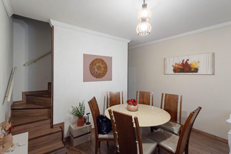 Casa de condomínio à venda com 80m², 3 quartos e 1 vagaSala