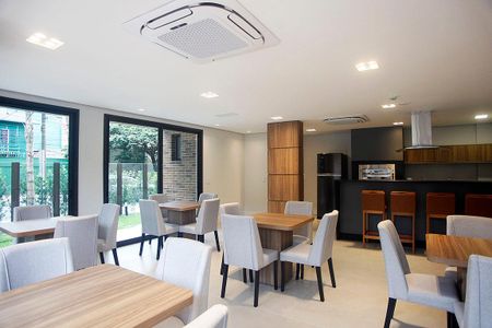 Apartamento para alugar com 68m², 2 quartos e 1 vagaÁrea Comum - Salão de Festas