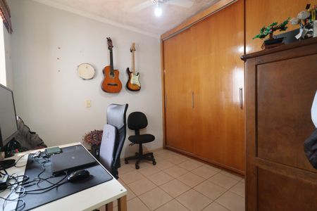Casa de condomínio para alugar com 116m², 3 quartos e 2 vagas Casa de condomínio para alugar com 116m², 3 quartos e 2 vagasSuíte