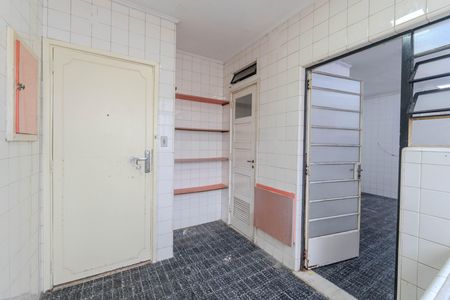 Área de Serviço de apartamento à venda com 4 quartos, 131m² em Bela Vista, São Paulo