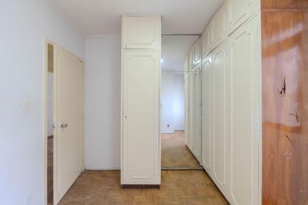 Apartamento à venda com 131m², 4 quartos e 1 vaga Apartamento à venda com 131m², 4 quartos e 1 vagaQuarto 1