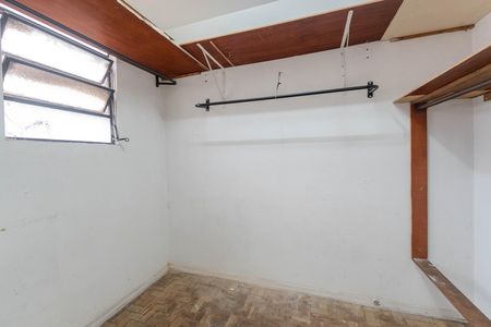 Apartamento à venda com 131m², 4 quartos e 1 vaga Apartamento à venda com 131m², 4 quartos e 1 vagaQuarto de Serviço