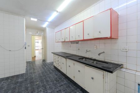Apartamento à venda com 131m², 4 quartos e 1 vaga Apartamento à venda com 131m², 4 quartos e 1 vagaCozinha