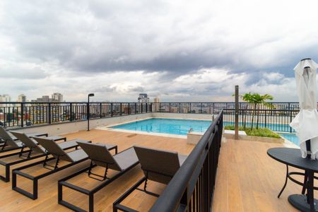 Studio para alugar com 32m², 1 quarto e sem vagaPiscina