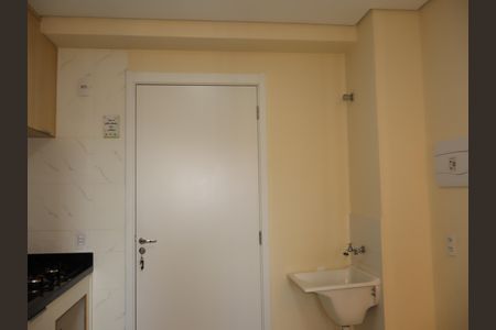 Cozinha e Área de Serviço de apartamento para alugar com 2 quartos, 3255m² em Vila Graciosa, São Paulo