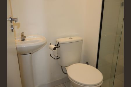 Apartamento para alugar com 3255m², 2 quartos e sem vagaBanheiro